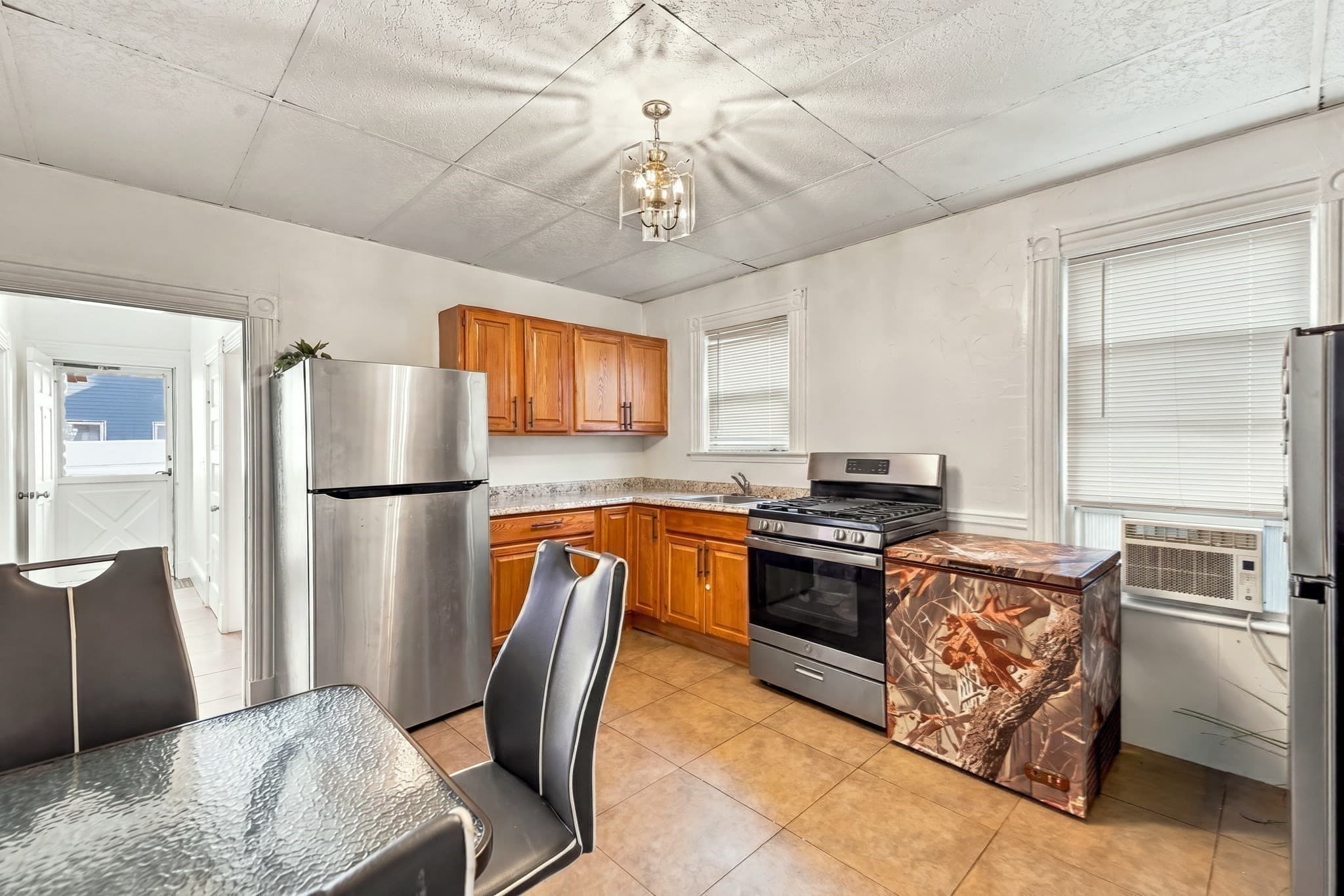 Multi Family at 8-10 Dane St, Everett MA 02149, Everett, photo 27 of 34