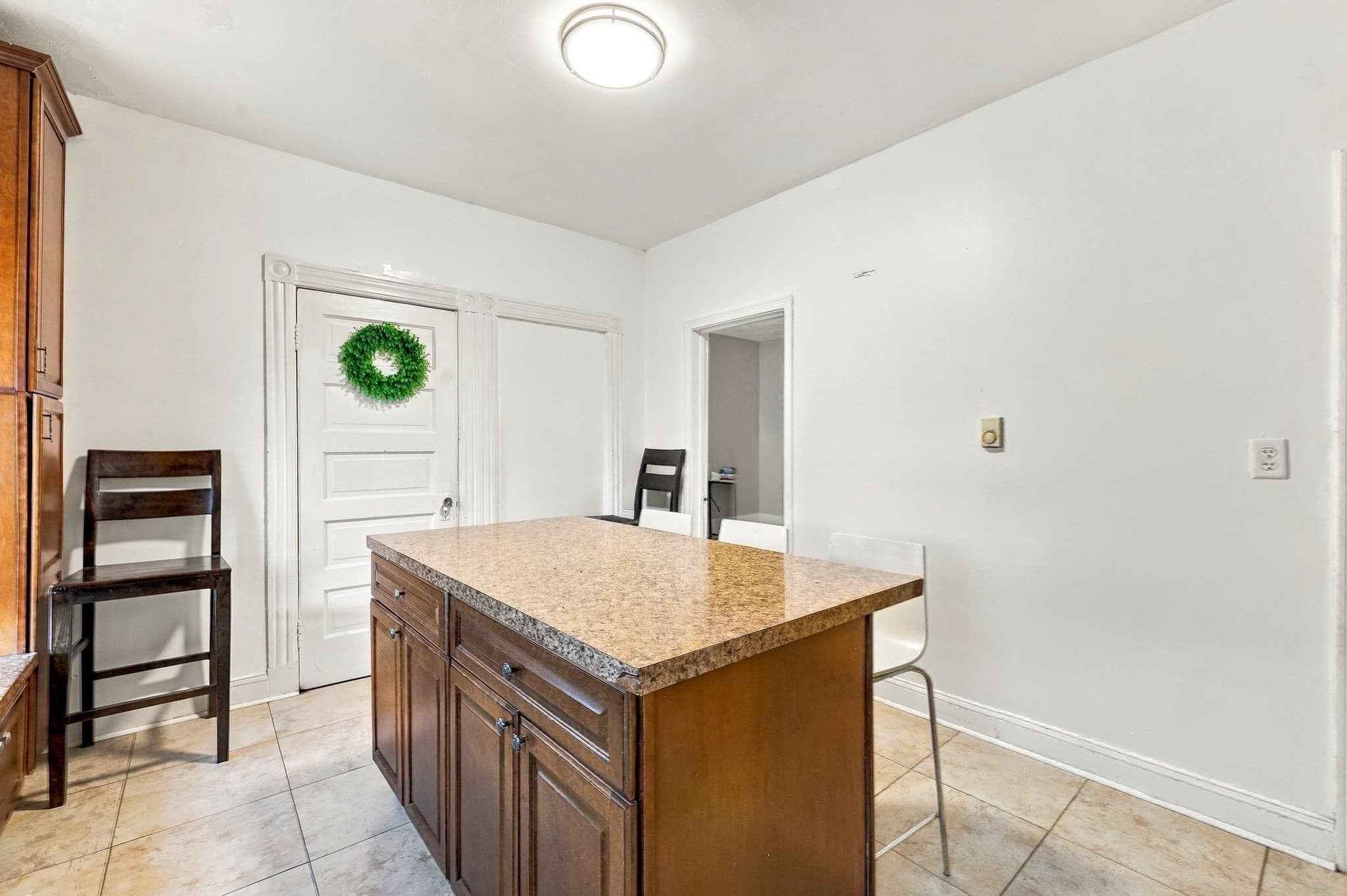 Multi Family at 8-10 Dane St, Everett MA 02149, Everett, photo 10 of 34