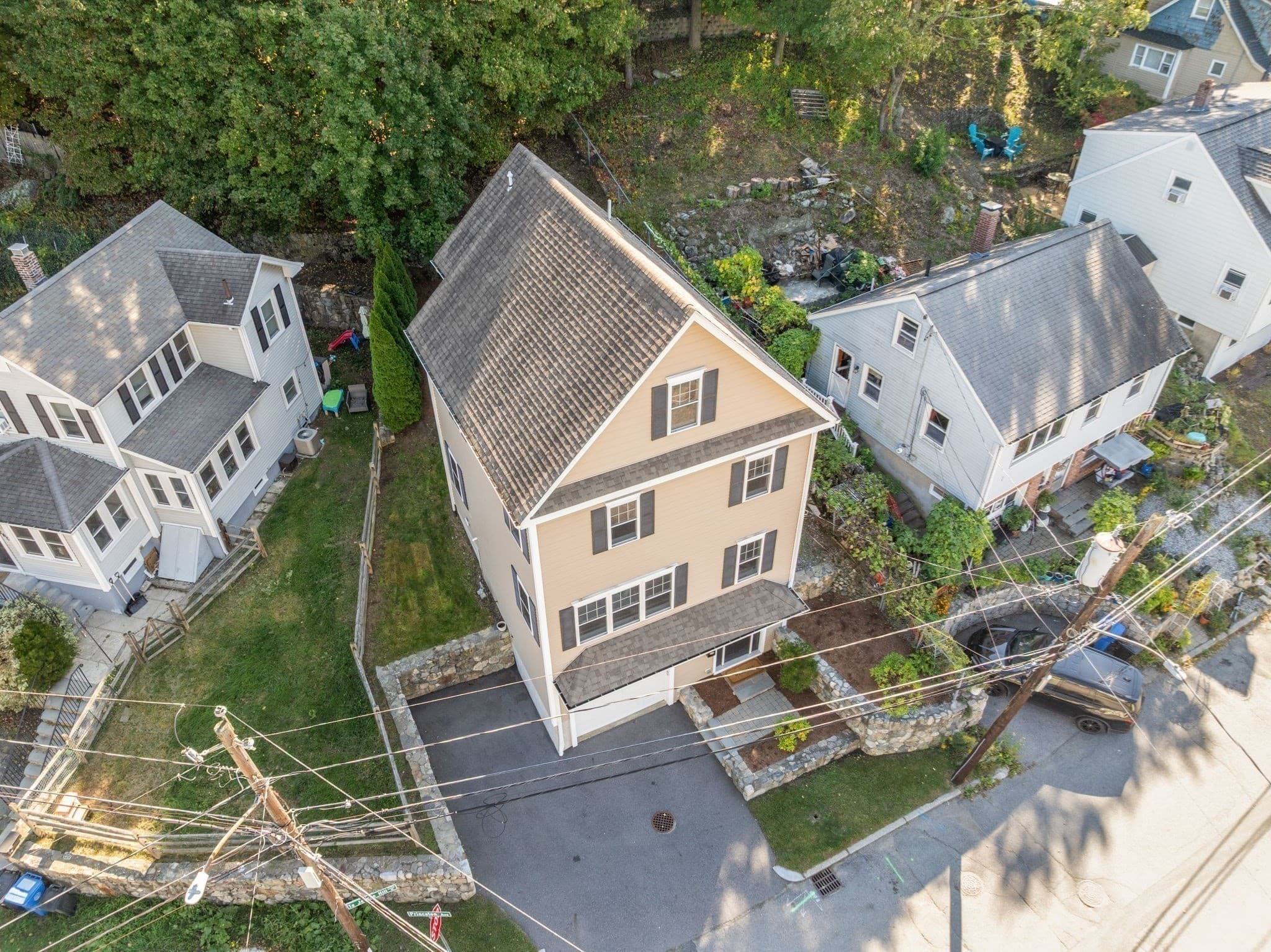 Single Family Residence at 144 Princeton Ave, Waltham MA 02151, Waltham, photo 5 of 42