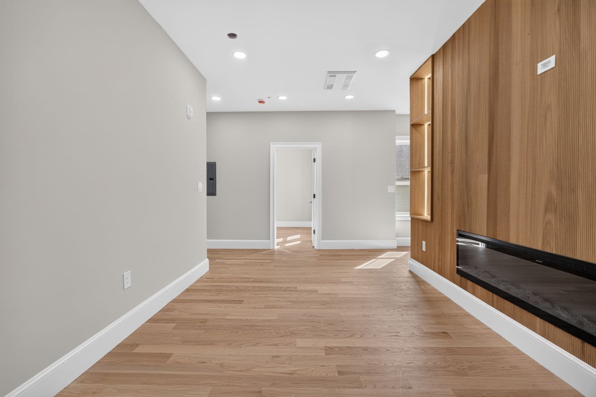 Condominium at 737 Somerville Ave # B, Somerville MA 02143, Somerville, photo 8 of 19