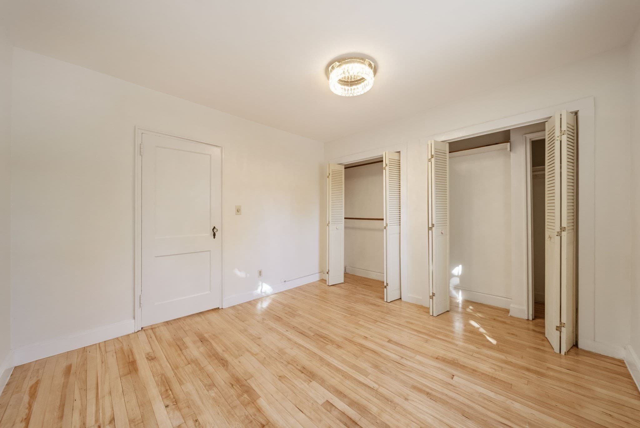 Condominium at 108 Maple St # 3, Malden MA 02148, Malden, photo 11 of 22
