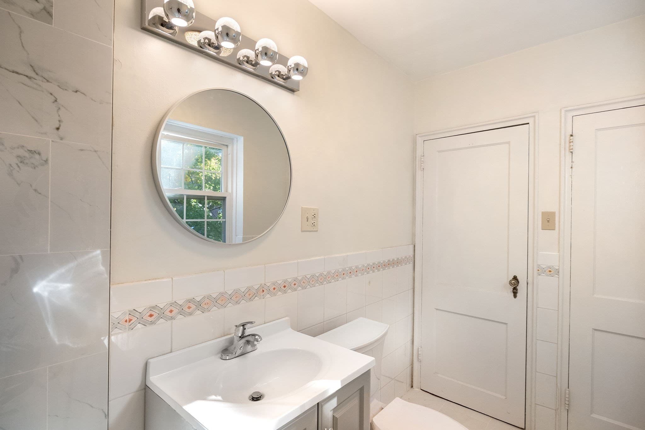 Condominium at 108 Maple St # 3, Malden MA 02148, Malden, photo 8 of 22