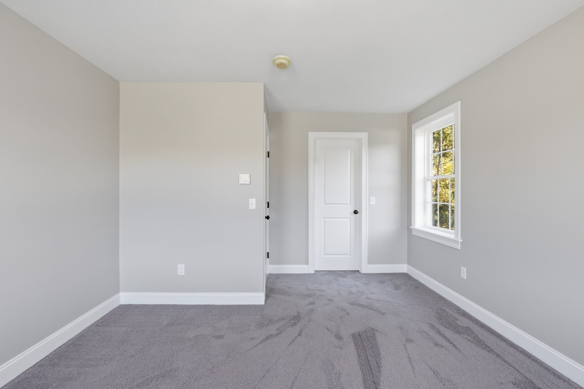 Single Family Residence at 126 Townsend Harbor Rd, Lunenburg MA 01462, Lunenburg, photo 28 of 40
