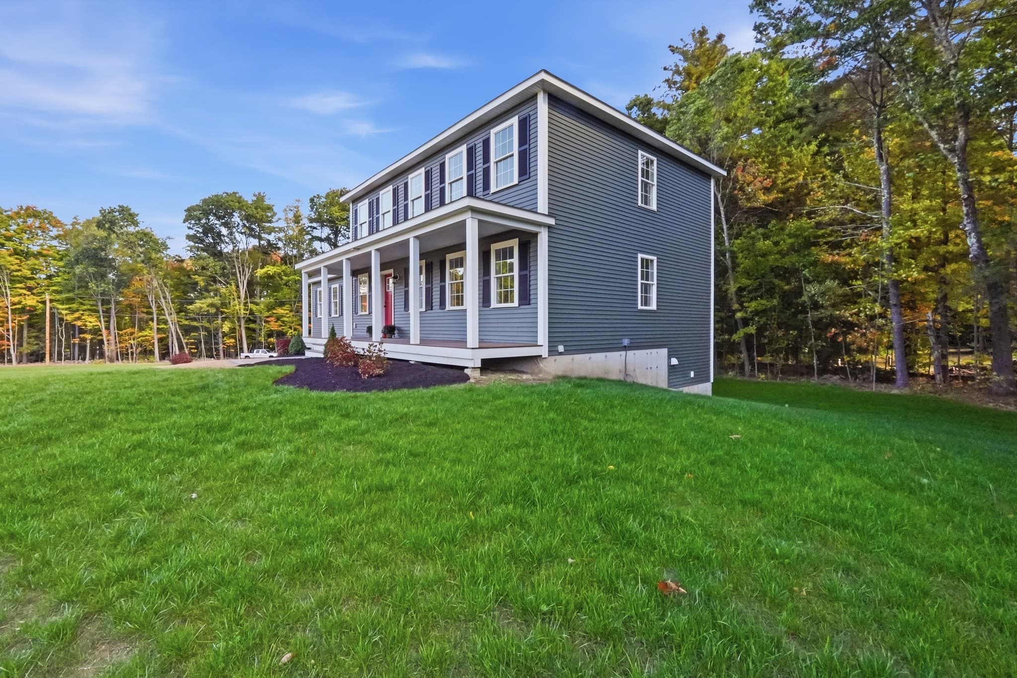 Single Family Residence at 126 Townsend Harbor Rd, Lunenburg MA 01462, Lunenburg, photo 5 of 40
