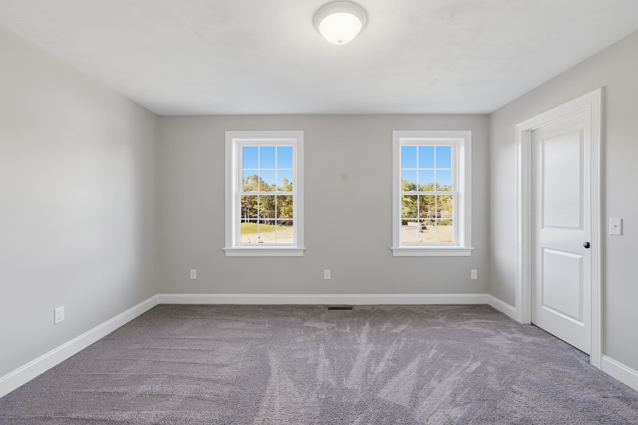 Single Family Residence at 126 Townsend Harbor Rd, Lunenburg MA 01462, Lunenburg, photo 24 of 40