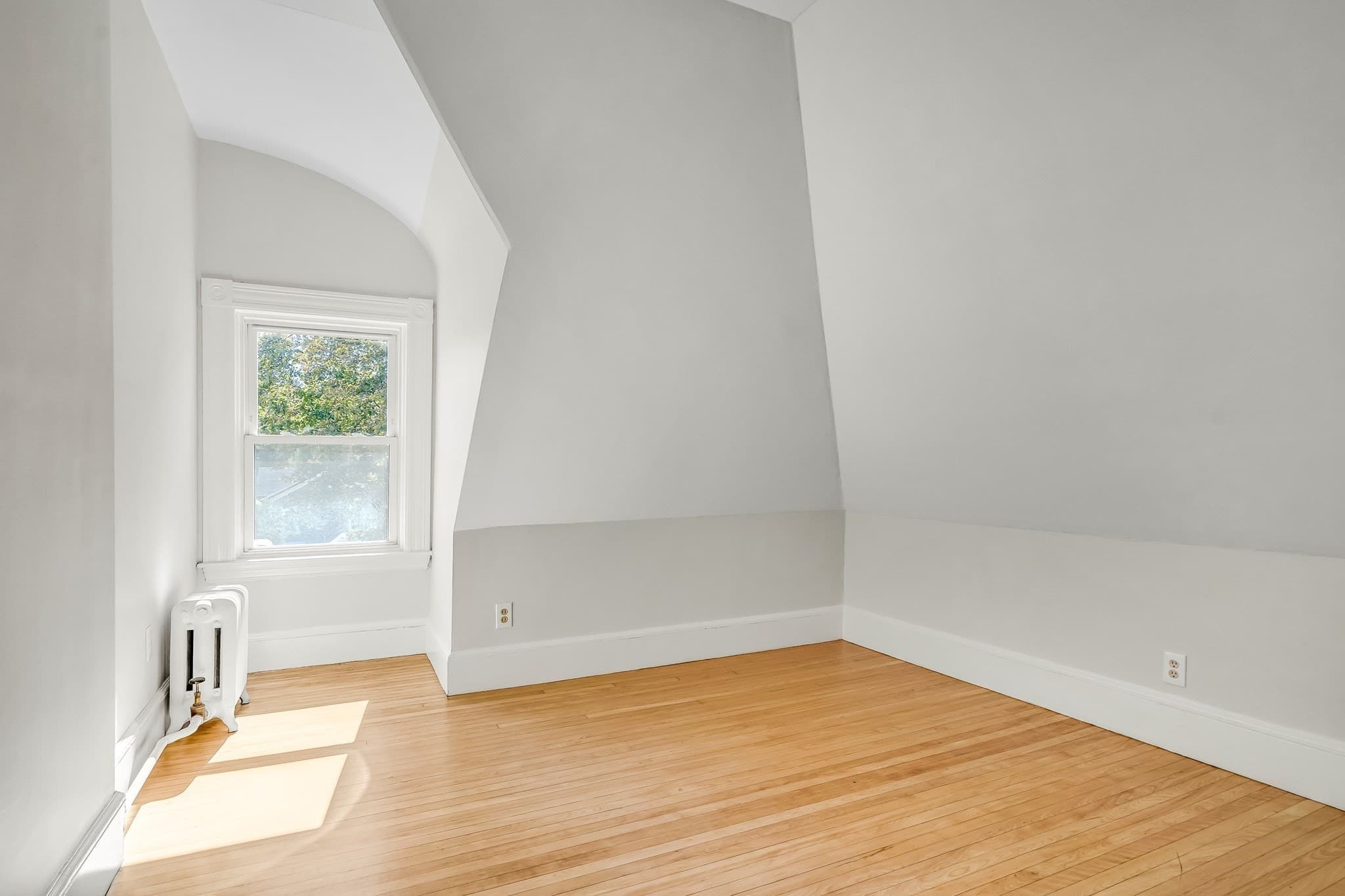 Condominium at 9-11 Claflin Place # 3, Newton MA 02460, photo 12 of 19