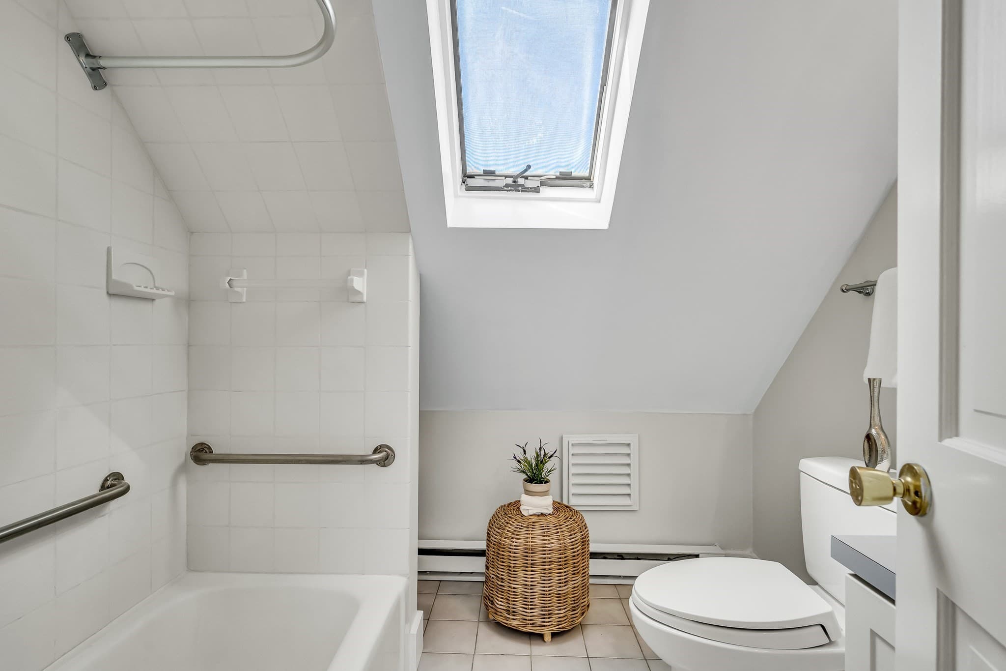 Condominium at 9-11 Claflin Place # 3, Newton MA 02460, photo 14 of 19