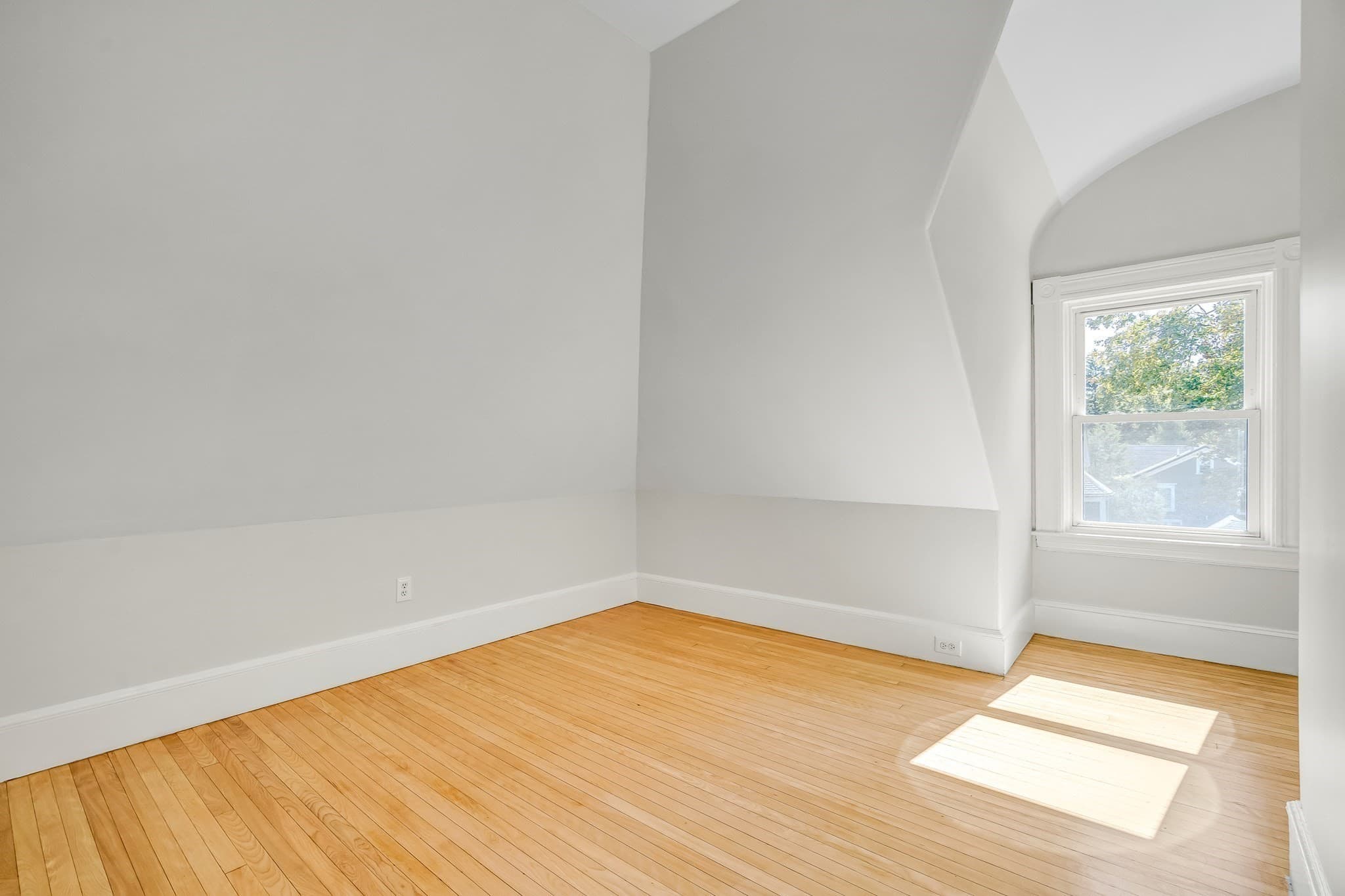 Condominium at 9-11 Claflin Place # 3, Newton MA 02460, photo 11 of 19