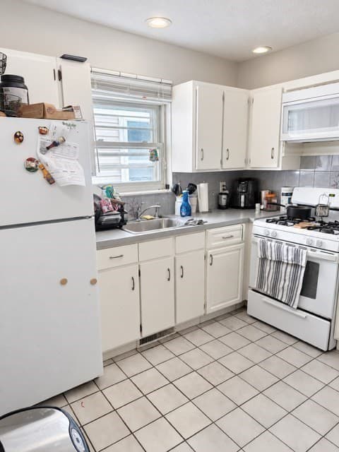 Condominium at 15 Wave Ave # 1B, Revere MA 02151, Revere, photo 3 of 10