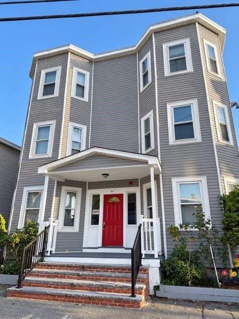 15 Wave Ave # 1B, Revere MA 02151