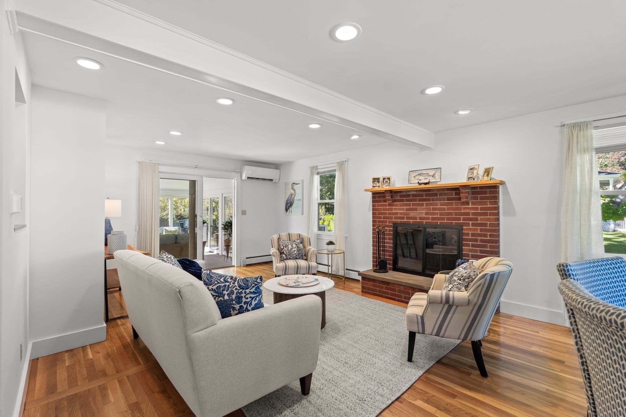 Single Family Residence at 6 Farley Ave, Ipswich MA 01938, Ipswich, photo 6 of 39