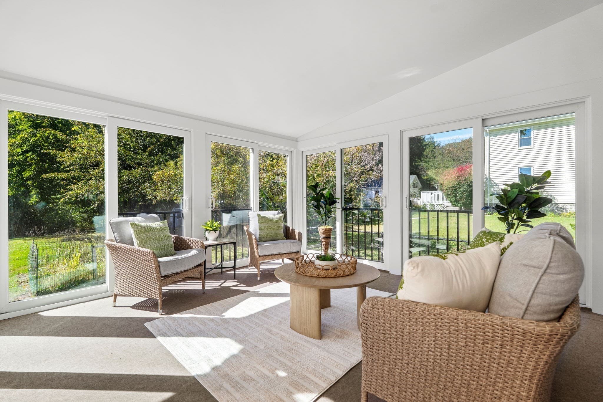 Single Family Residence at 6 Farley Ave, Ipswich MA 01938, Ipswich, photo 13 of 39