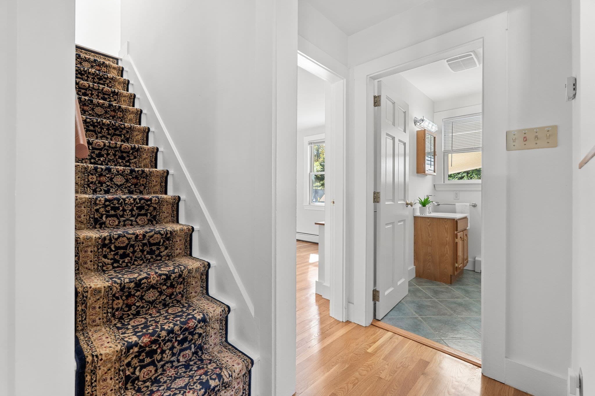Single Family Residence at 6 Farley Ave, Ipswich MA 01938, Ipswich, photo 18 of 39
