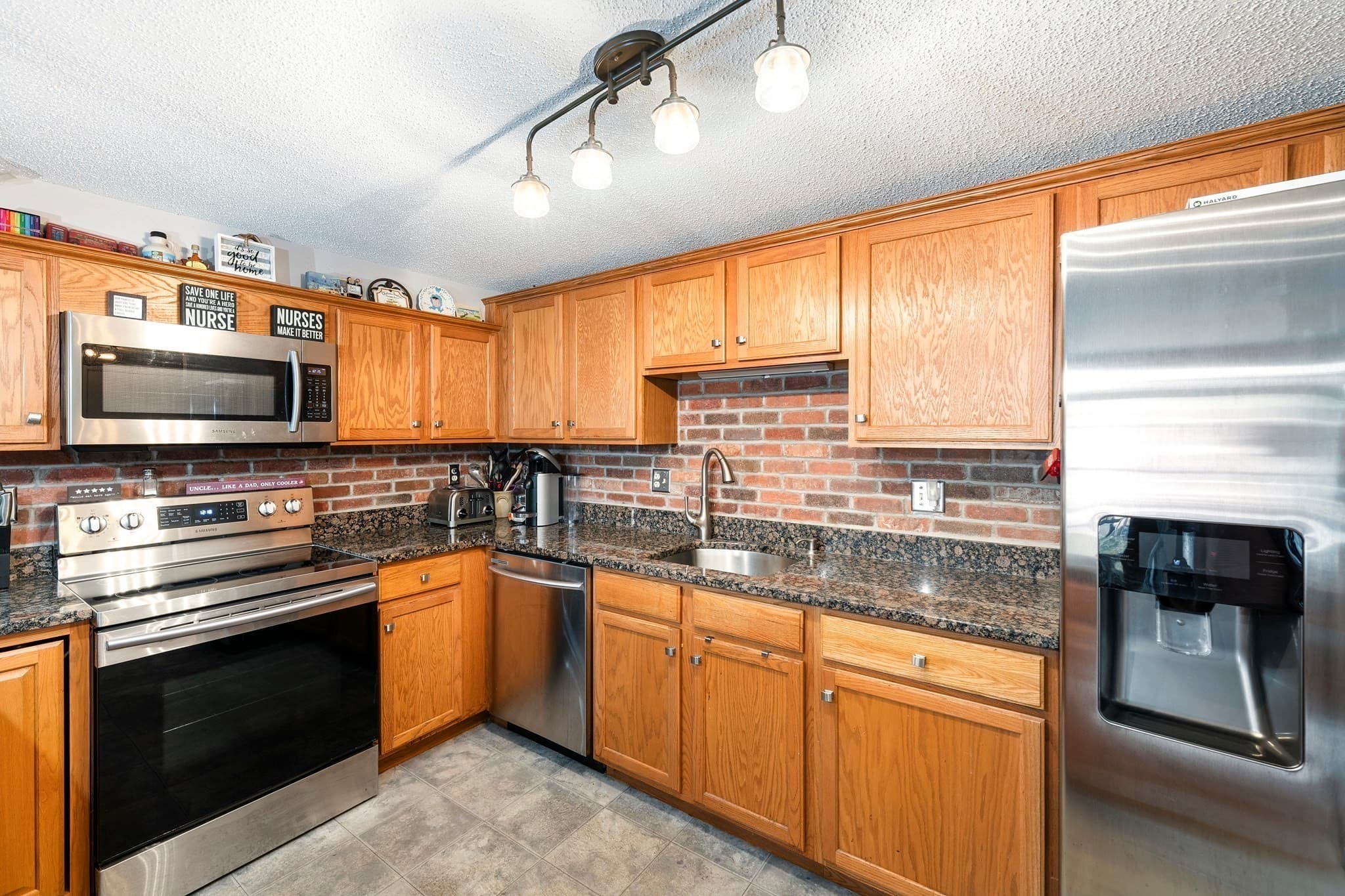 Condominium at 79 Waite St Ext # 41, Malden MA 02148, Malden, photo 2 of 18