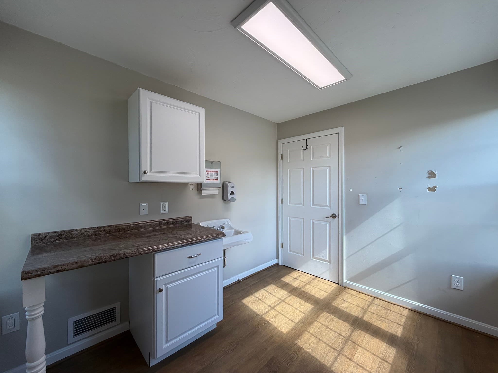 Commercial Sale at 214 Charlton Rd, Sturbridge MA 01566, Sturbridge, photo 13 of 38