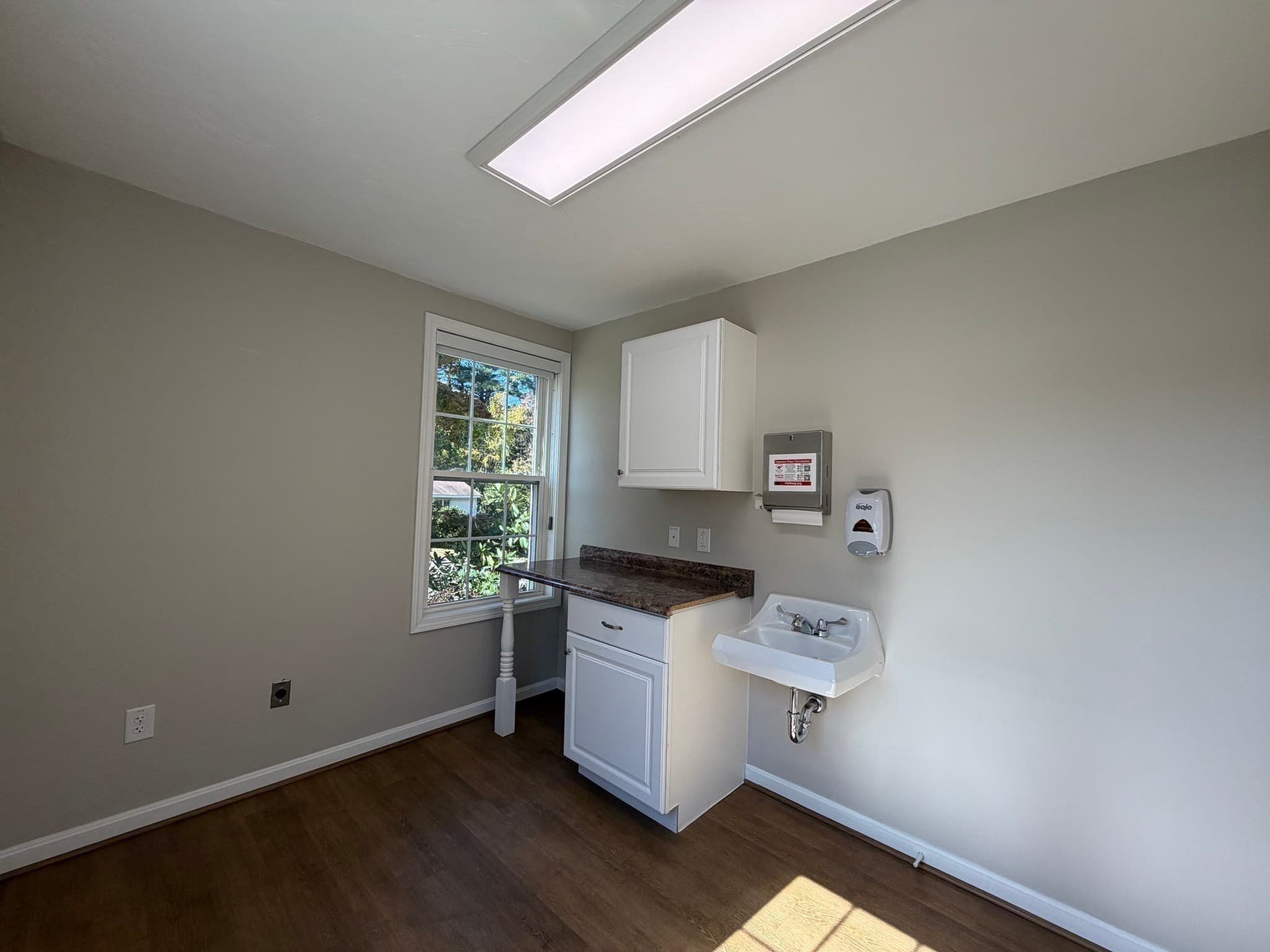 Commercial Sale at 214 Charlton Rd, Sturbridge MA 01566, Sturbridge, photo 14 of 38