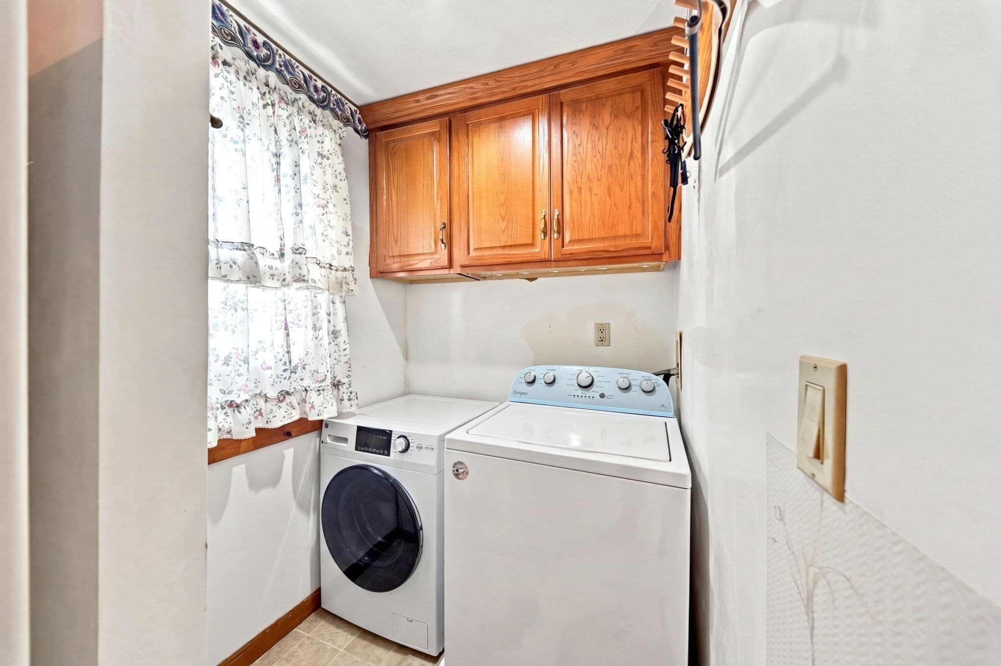 2 Family - 2 Units Up/Down at 24-26 Walnut St, Quincy MA 02171, Quincy, photo 28 of 41