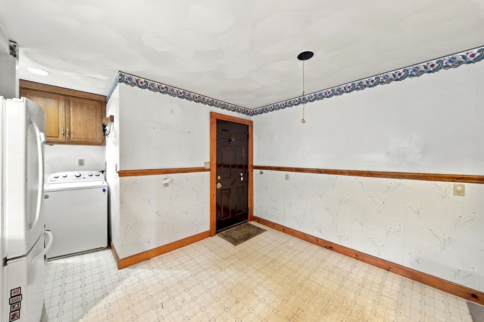 2 Family - 2 Units Up/Down at 24-26 Walnut St, Quincy MA 02171, Quincy, photo 15 of 41