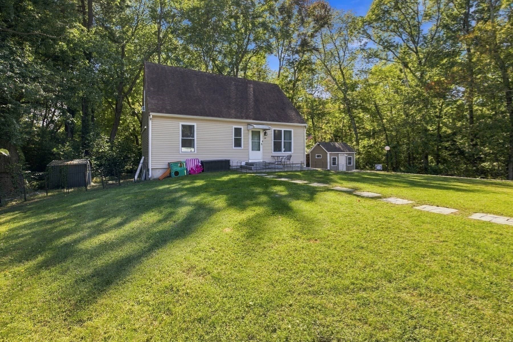 Single Family Residence at 24 Morse Ave, Wilmington MA 01887, Wilmington, photo 2 of 37