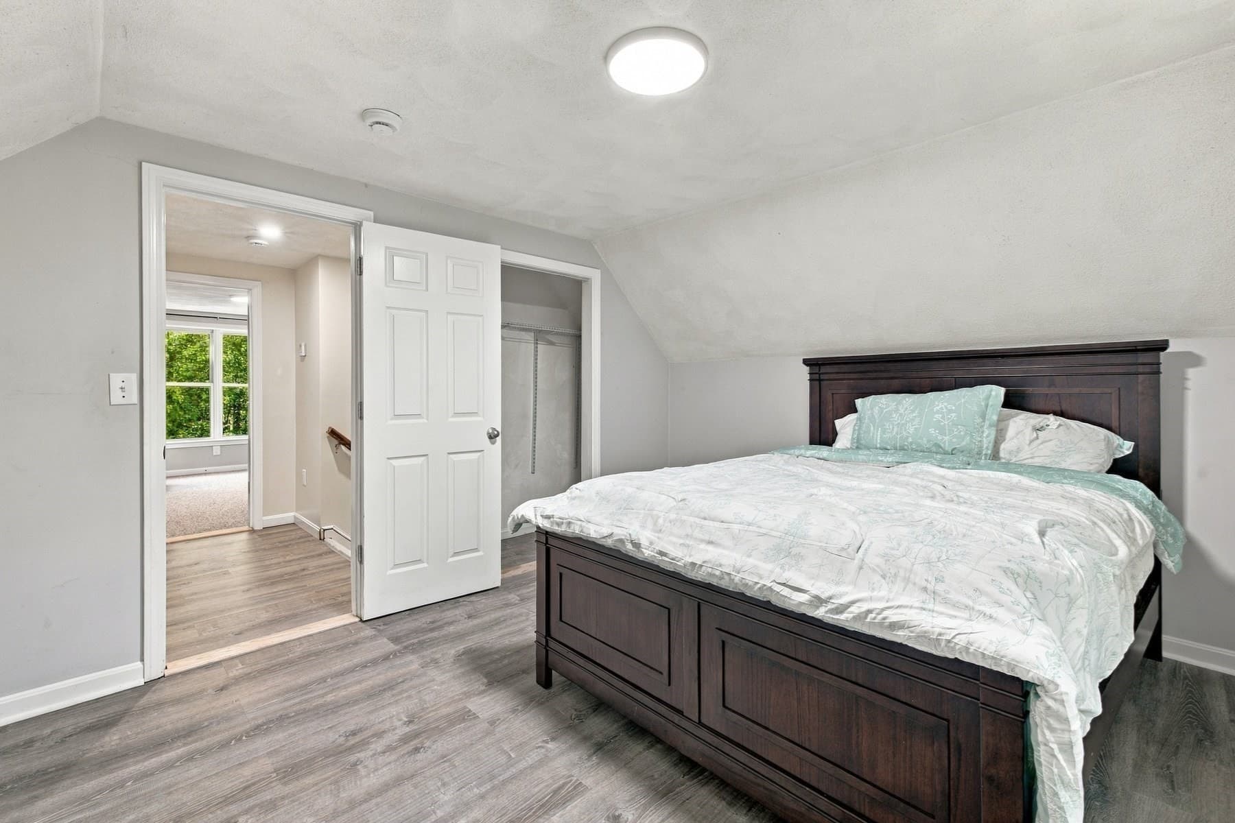 Single Family Residence at 24 Morse Ave, Wilmington MA 01887, Wilmington, photo 13 of 37