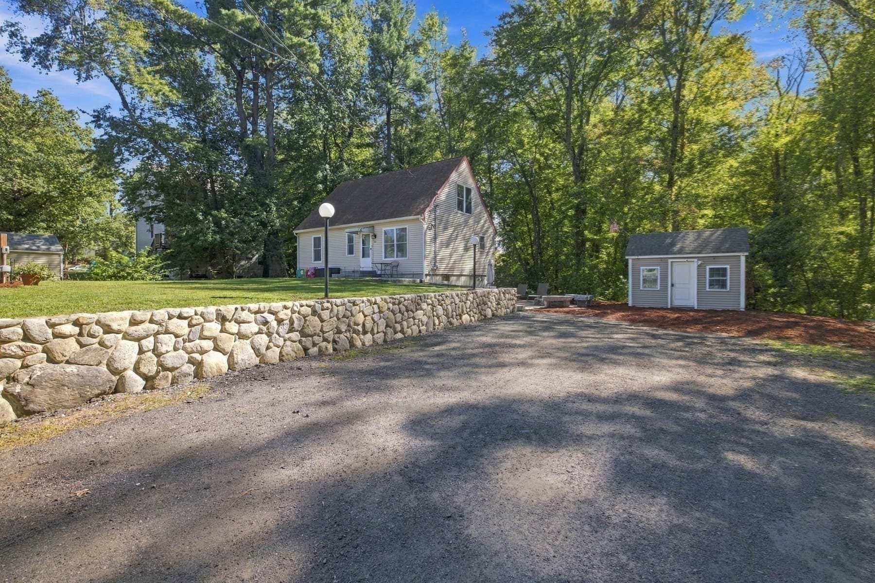 Single Family Residence at 24 Morse Ave, Wilmington MA 01887, Wilmington, photo 3 of 37