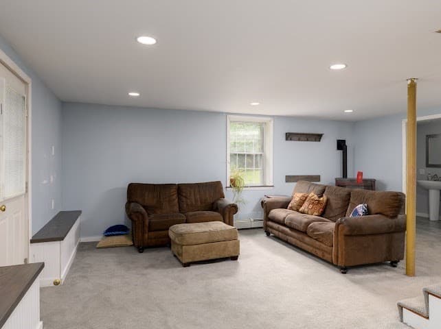 Single Family Residence at 35 Vista Dr, Shrewsbury MA 01545, Shrewsbury, photo 22 of 24