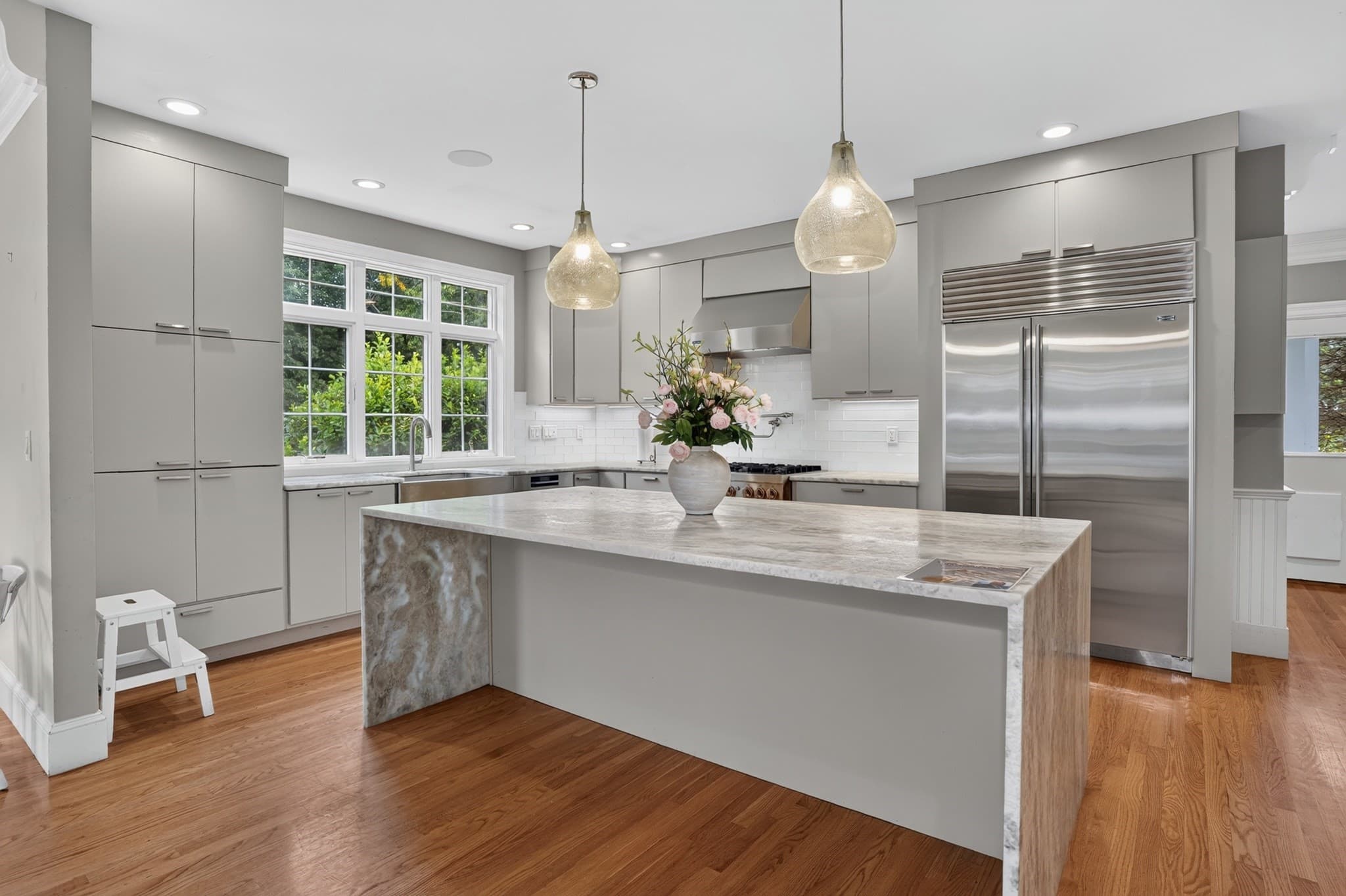 Single Family Residence at 4 Nipmuc Ln, Southborough MA 01772, Southborough, photo 7 of 42