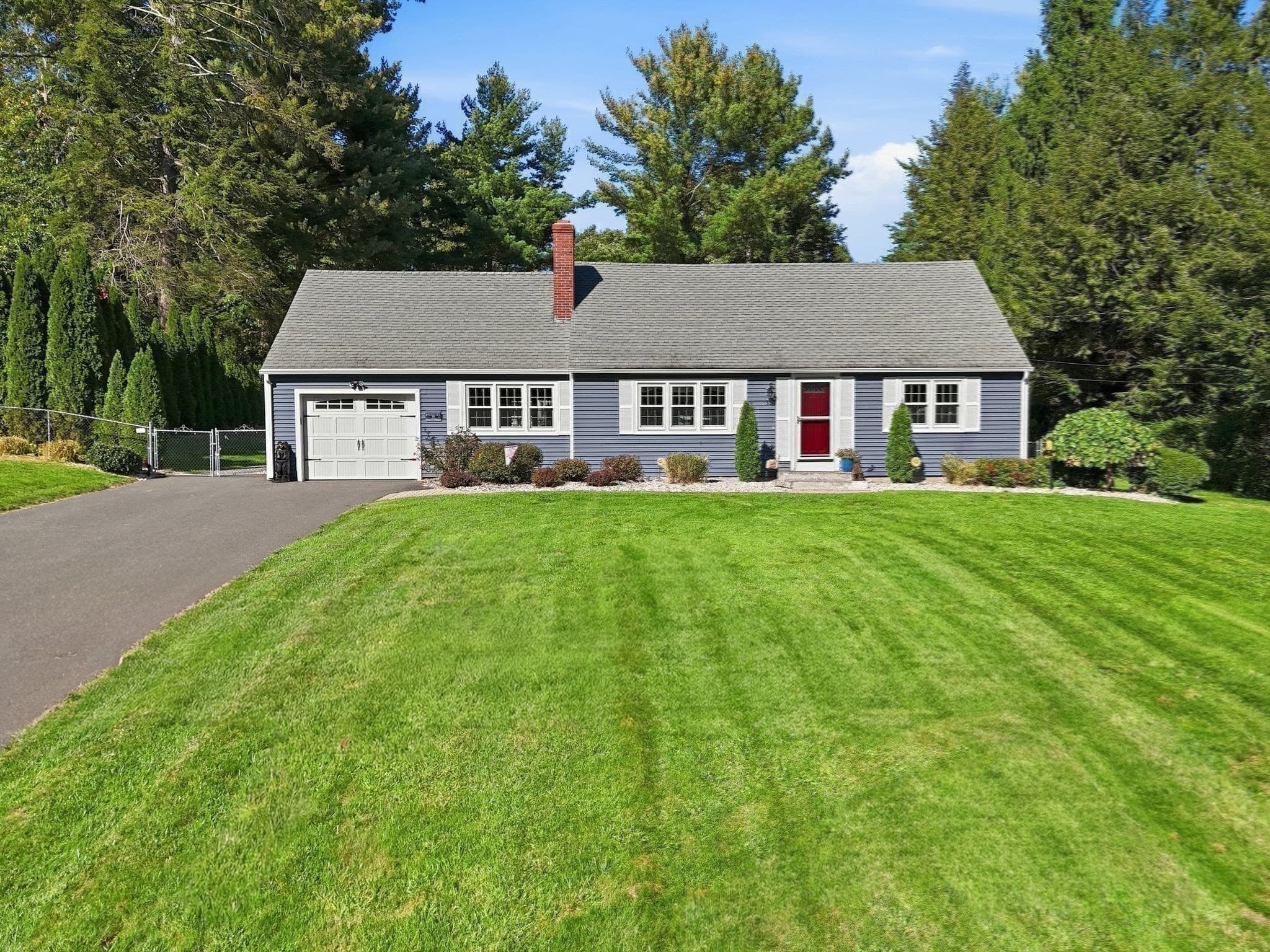 Single Family Residence at 53 Glenwood Dr, Westfield MA 01085, Westfield, photo 25 of 33