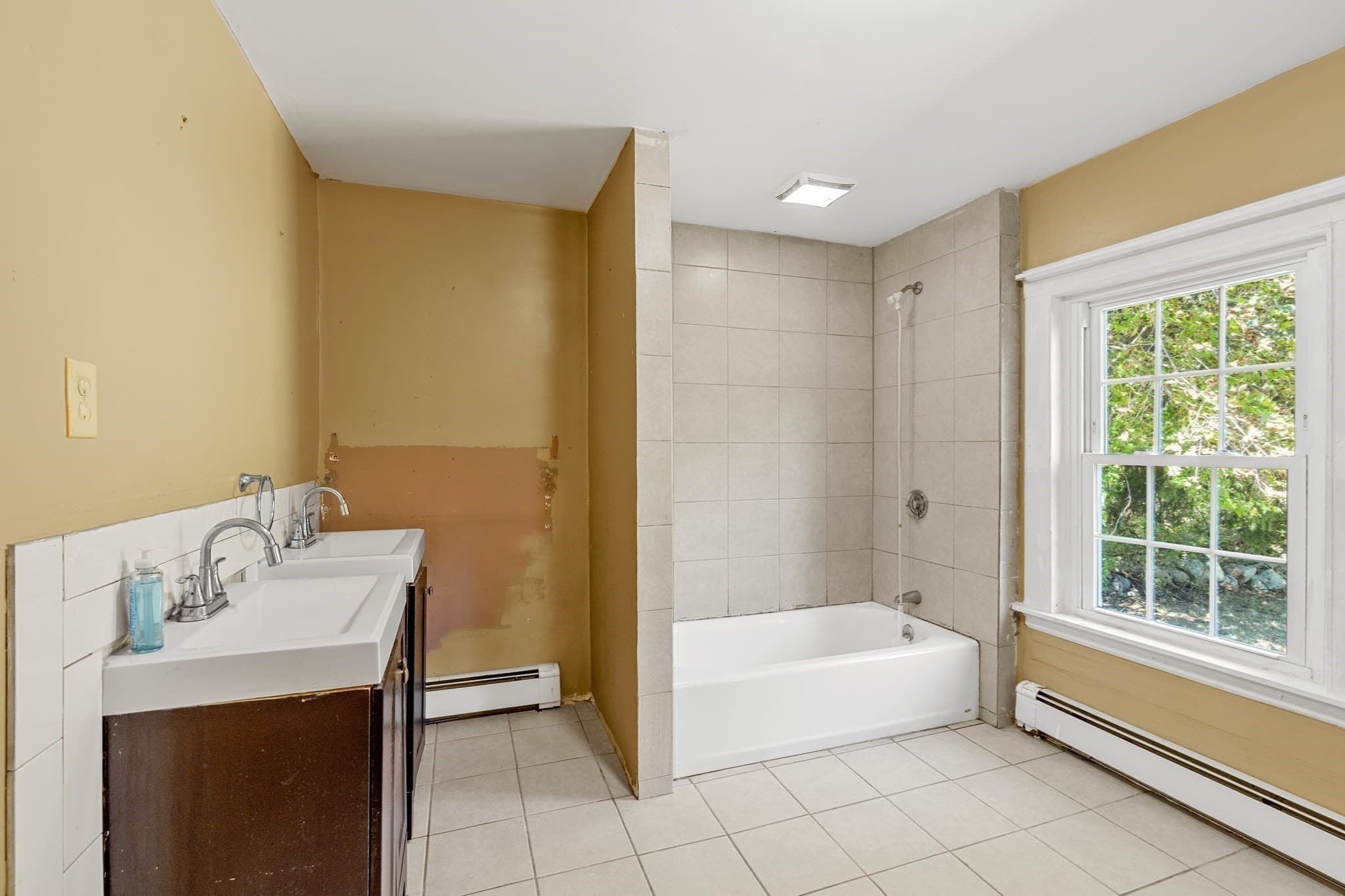 Single Family Residence at 402 Beechwood St., Cohasset MA 02025, Cohasset, photo 10 of 23