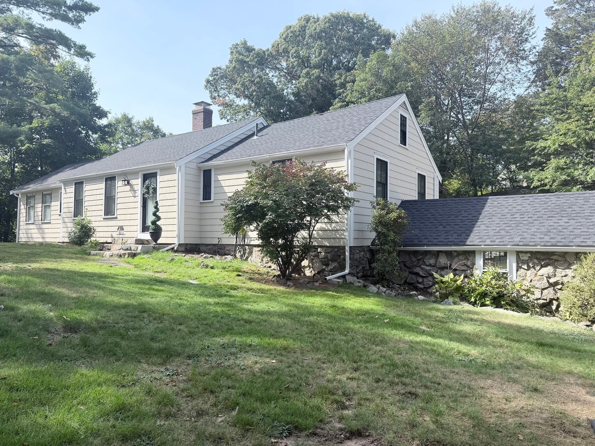 8 Forest Ave, Cohasset MA 02025