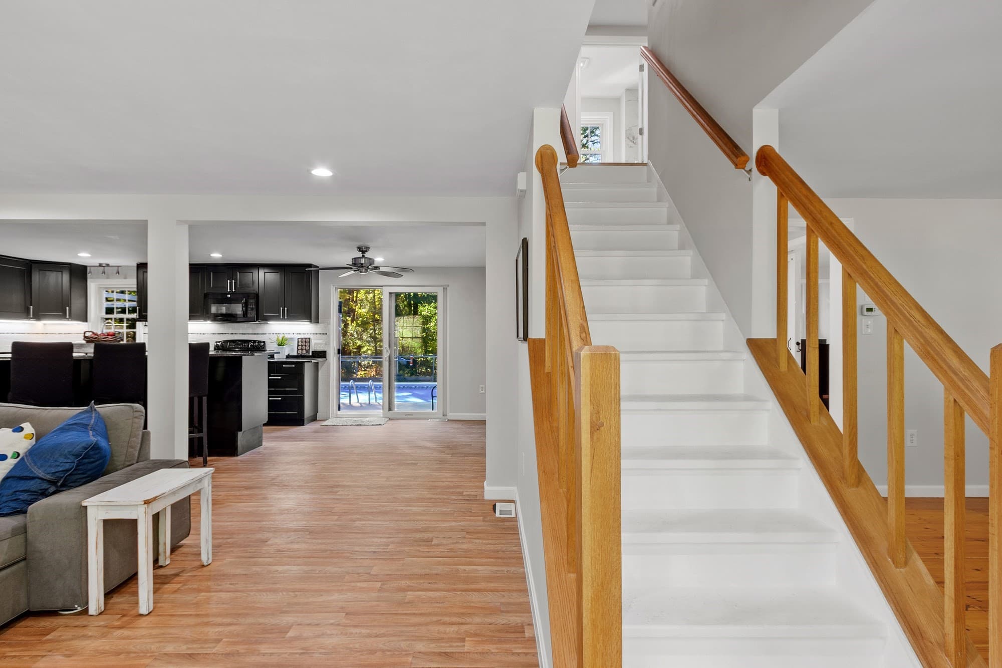 Single Family Residence at 329 New Boston Rd, Sturbridge MA 01566, Sturbridge, photo 6 of 38