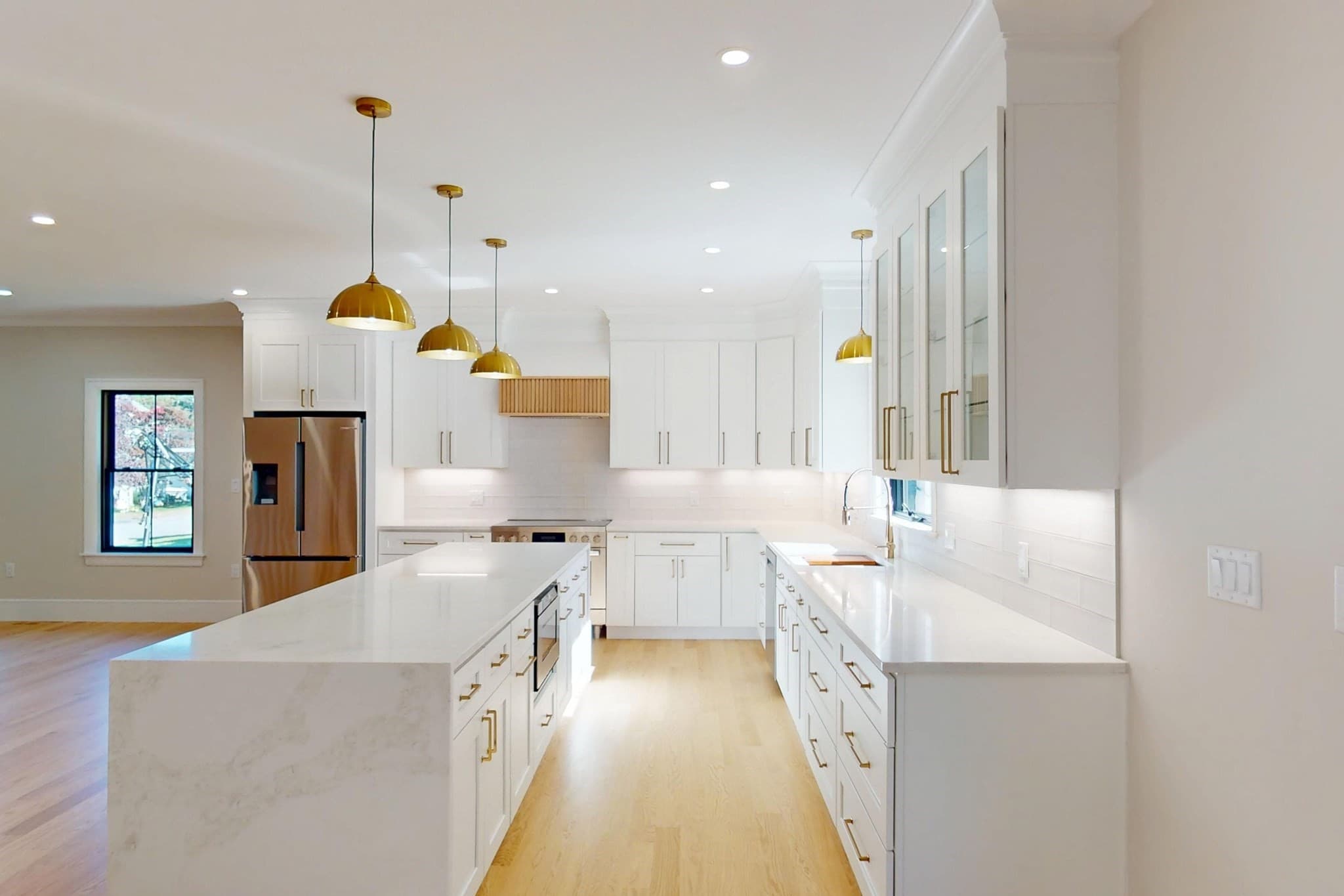 Single Family Residence at 75 Greer St, Waltham MA 02452, Waltham, photo 6 of 42