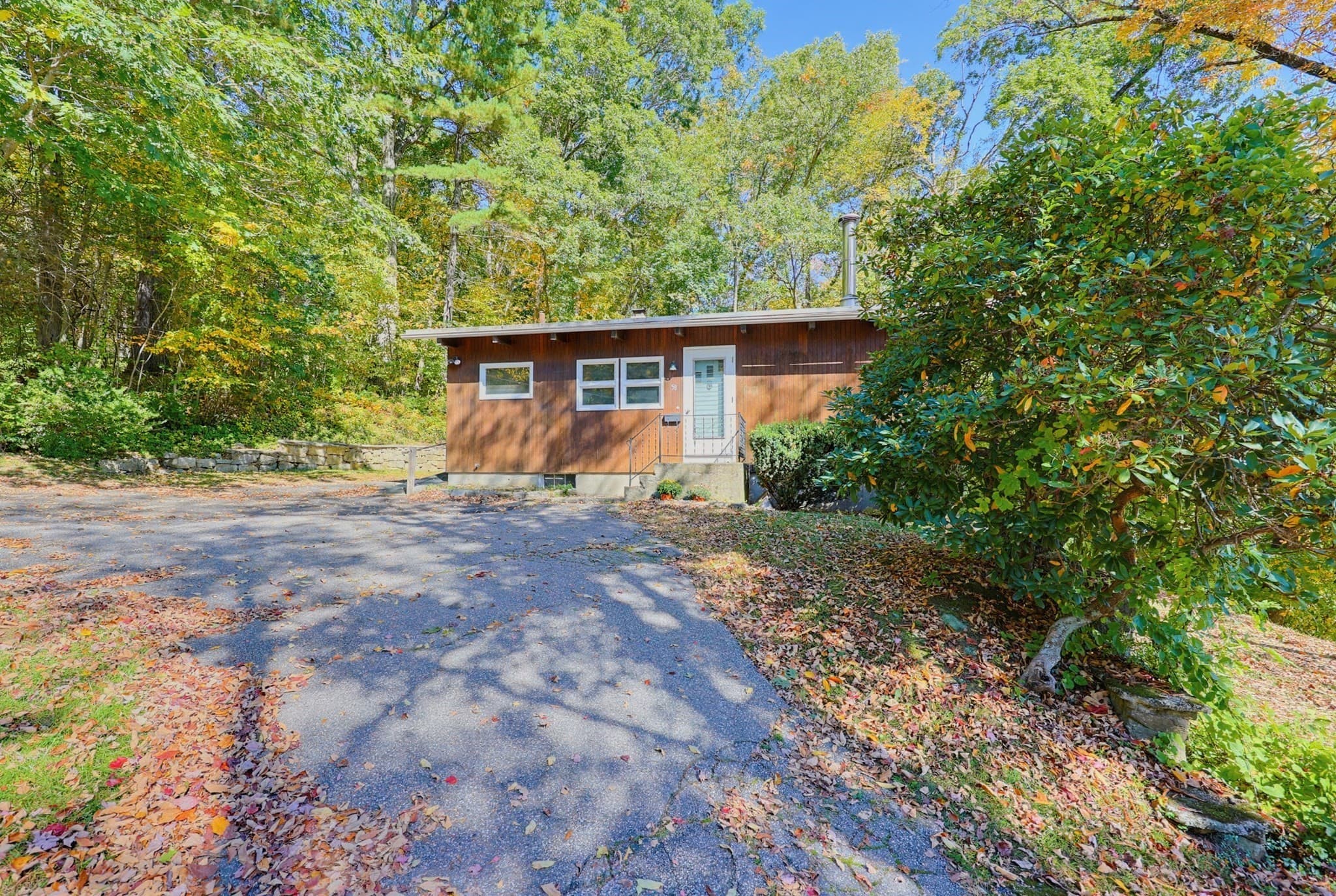 Single Family Residence at 58 Dudley Ave, Northbridge MA 01588, Northbridge, photo 3 of 33