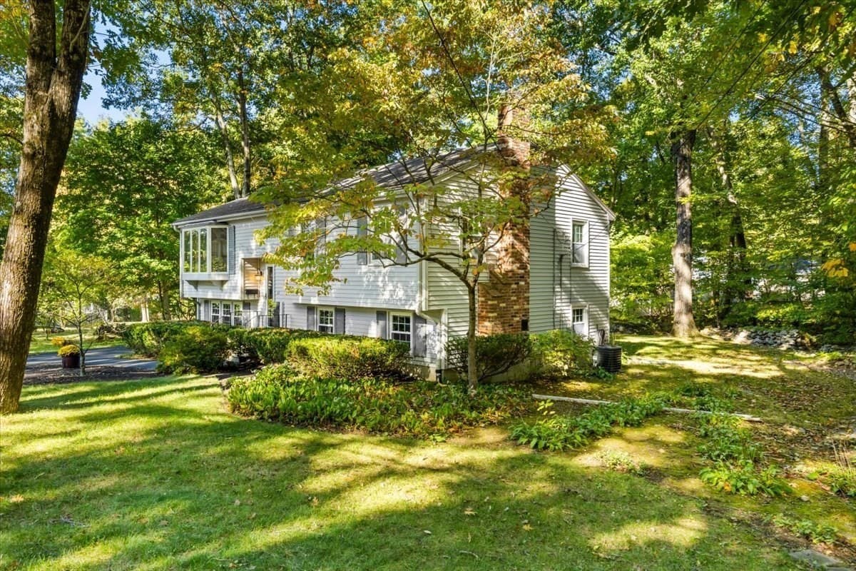 Single Family Residence at 12 Bates Street, Foxboro MA 02035, Foxboro, photo 4 of 42