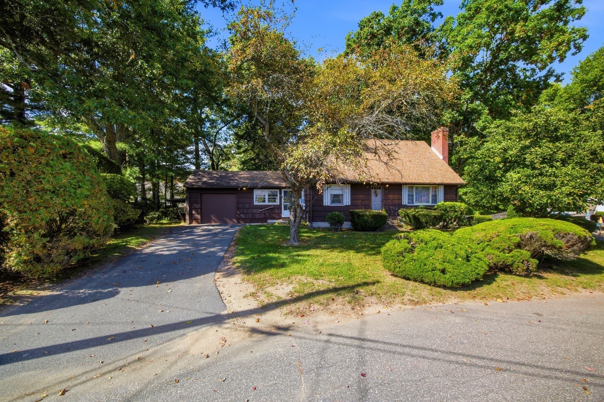 Single Family Residence at 58 Pine Hill Rd., Springfield MA 01118, Springfield, photo 2 of 35
