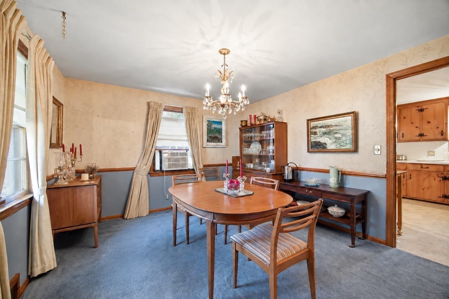 Single Family Residence at 58 Pine Hill Rd., Springfield MA 01118, Springfield, photo 6 of 35