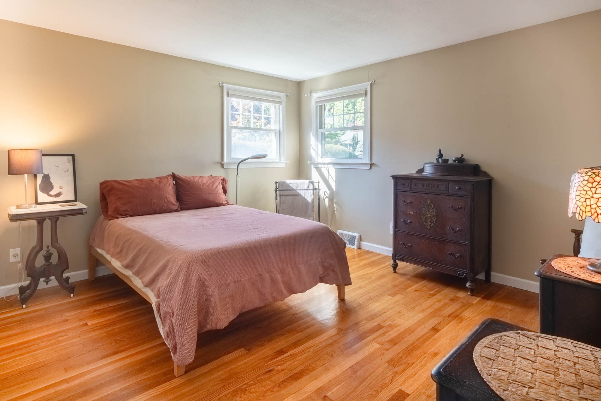 Single Family Residence at 11 Hillview Rd, Holyoke MA 01040, Holyoke, photo 17 of 32
