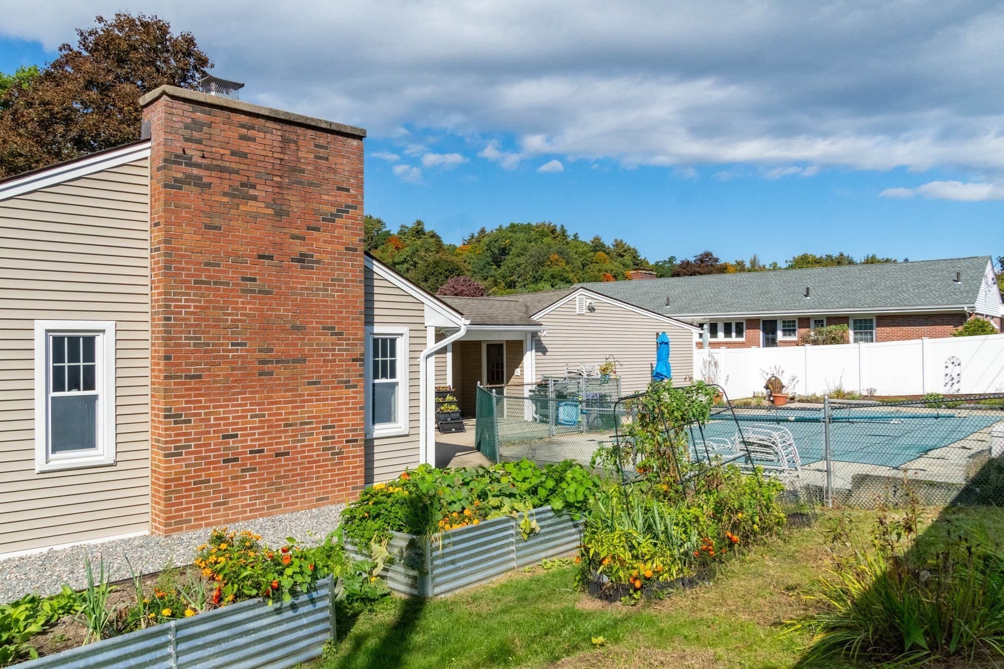 Single Family Residence at 11 Hillview Rd, Holyoke MA 01040, Holyoke, photo 28 of 32