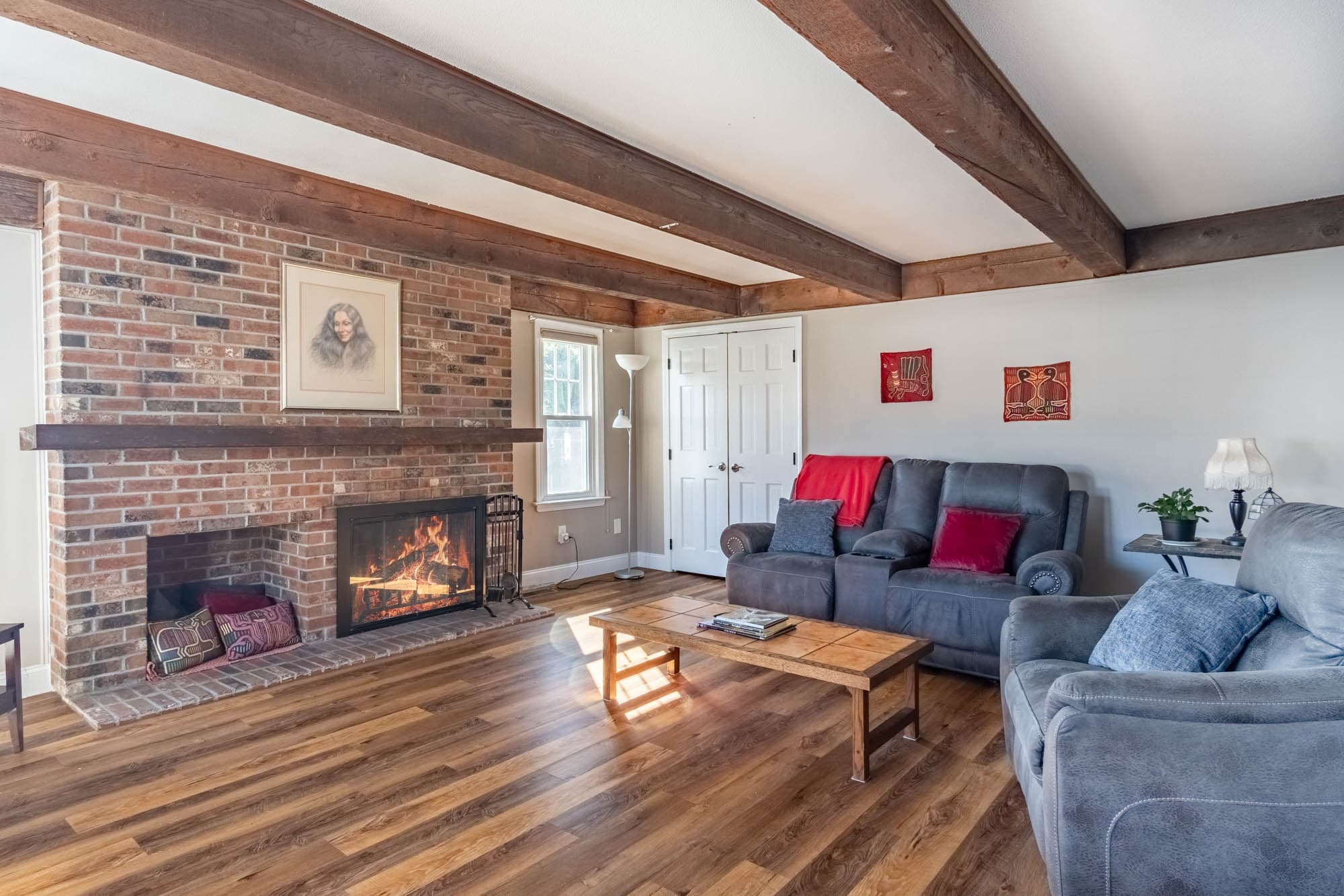 Single Family Residence at 11 Hillview Rd, Holyoke MA 01040, Holyoke, photo 9 of 32