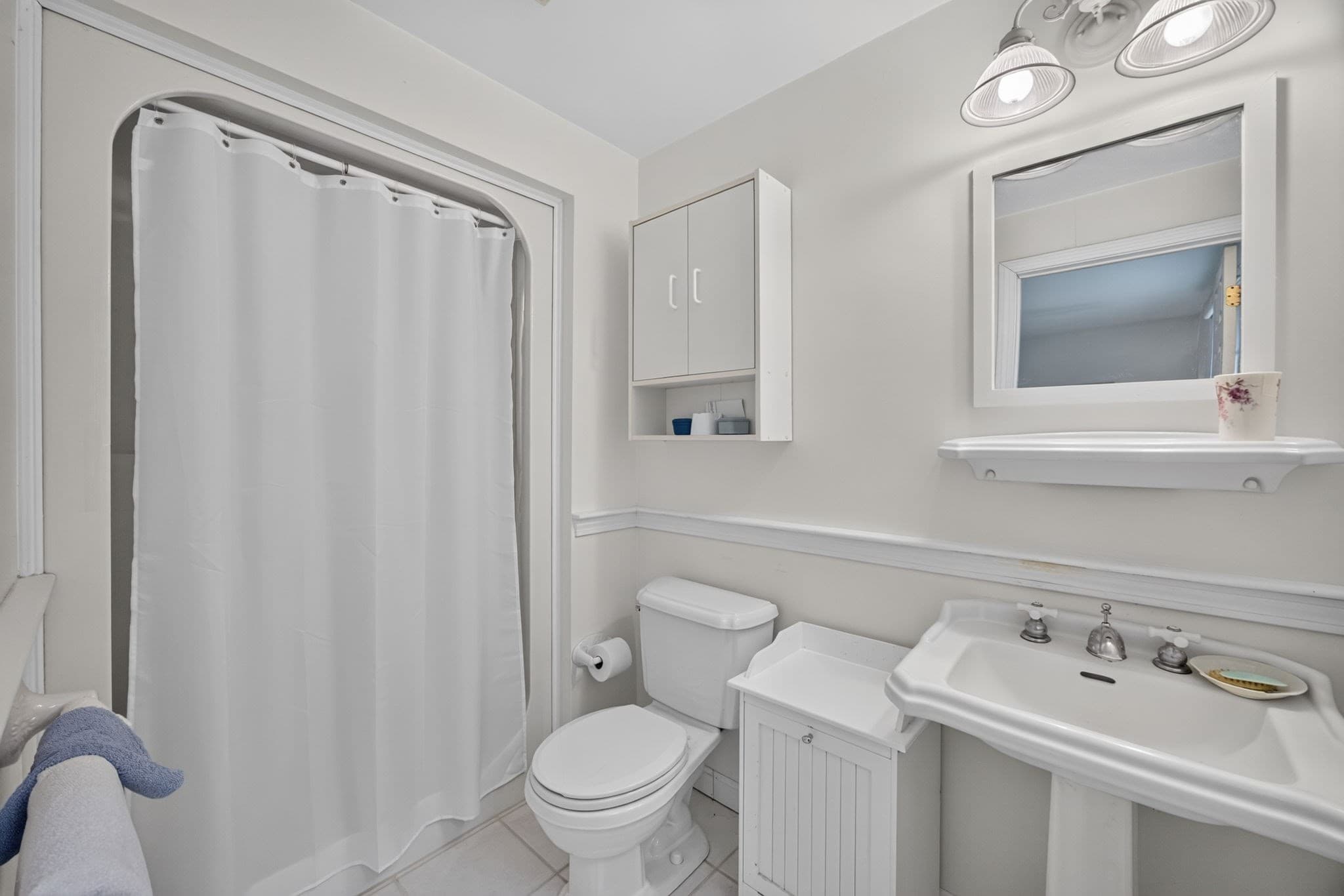 Single Family Residence at 31 Little Neck Way, Barnstable MA 02648, Barnstable, photo 17 of 41