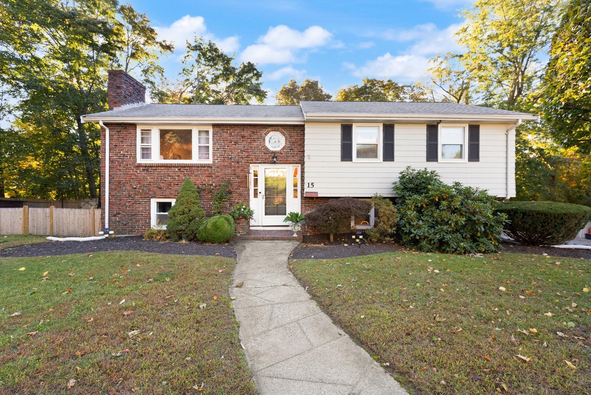 15 South Street, Reading MA 01867