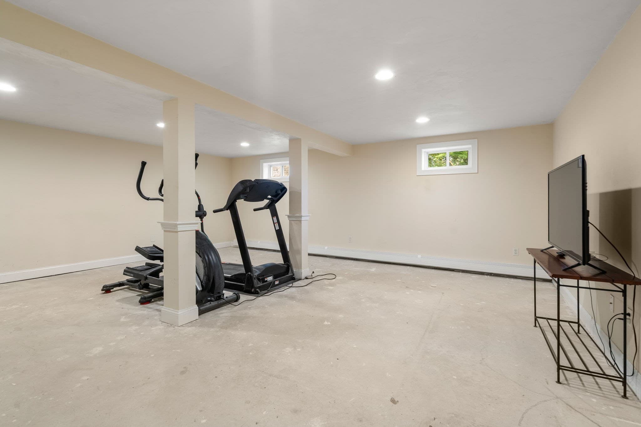 Single Family Residence at 5 Crockett Cir, Hopedale MA 01747, Hopedale, photo 19 of 25