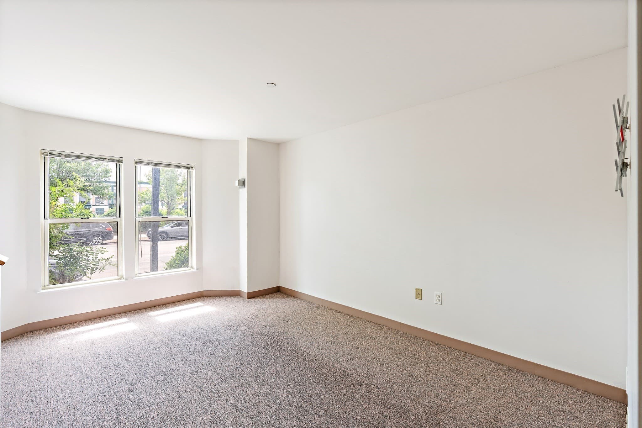 Condominium at 955-1 Tremont St. # 1, Boston MA 02120, Boston, photo 5 of 28