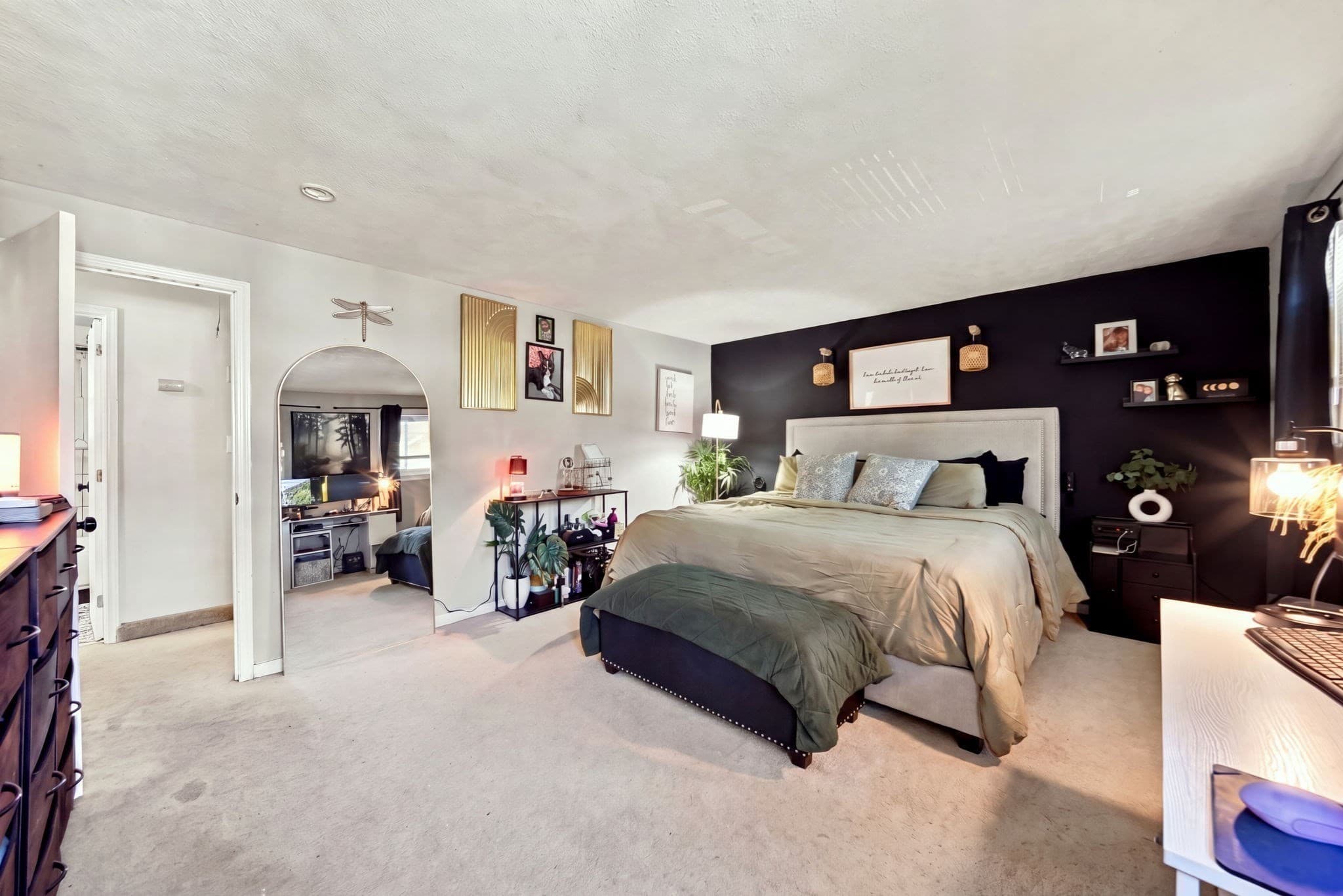 Condominium at 17 Orchard Ave # J, Haverhill MA 01830, Haverhill, photo 13 of 23