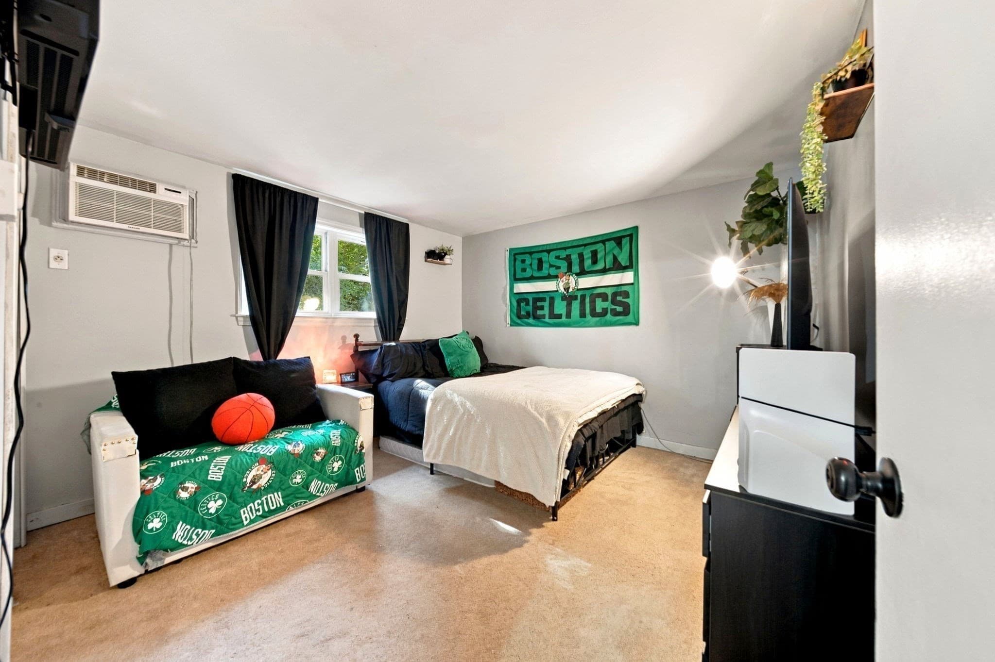 Condominium at 17 Orchard Ave # J, Haverhill MA 01830, Haverhill, photo 16 of 23