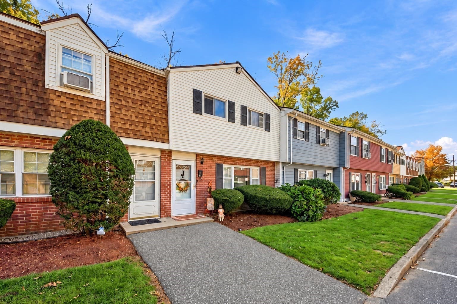 17 Orchard Ave # J, Haverhill MA 01830
