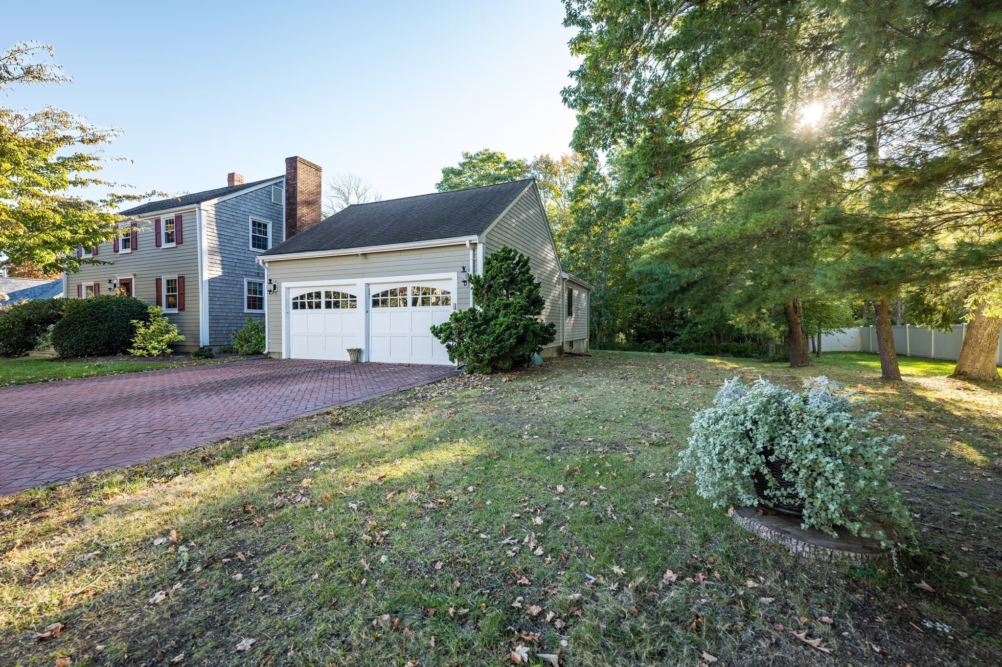Single Family Residence at 21 Thatcher St, Dartmouth MA 02748, Dartmouth, photo 3 of 39