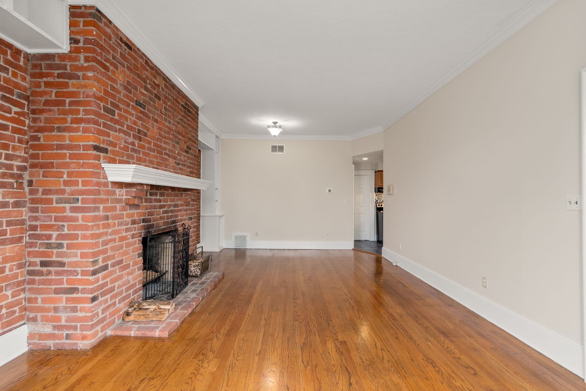 Condominium at 72 Temple # 3, Springfield MA 01105, Springfield, photo 17 of 19