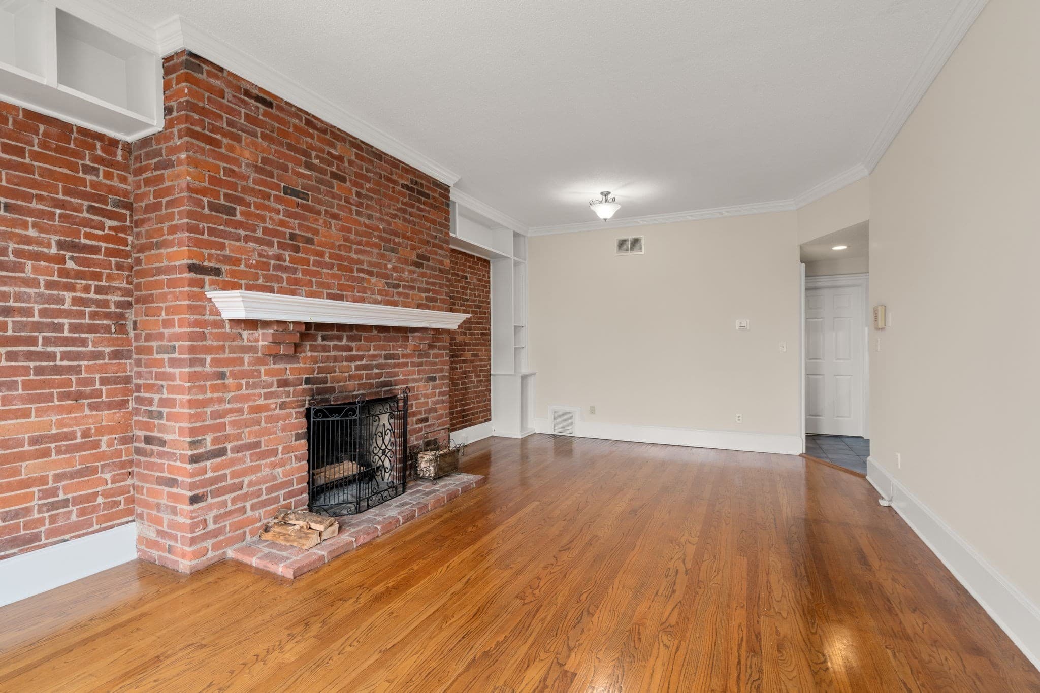 Condominium at 72 Temple # 3, Springfield MA 01105, Springfield, photo 16 of 19