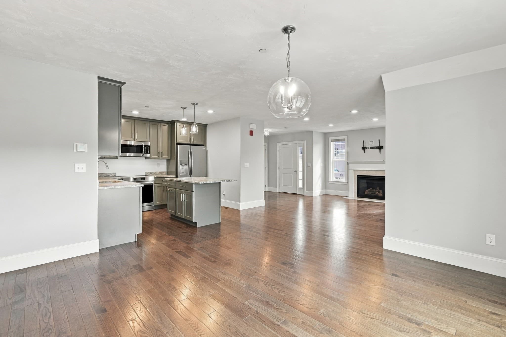 Condominium at 80 Lebaron Boulevard # 10, Lakeville MA 02347, Lakeville, photo 12 of 34